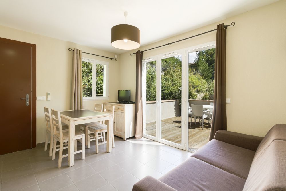 Garden & City - 2 bedroom house