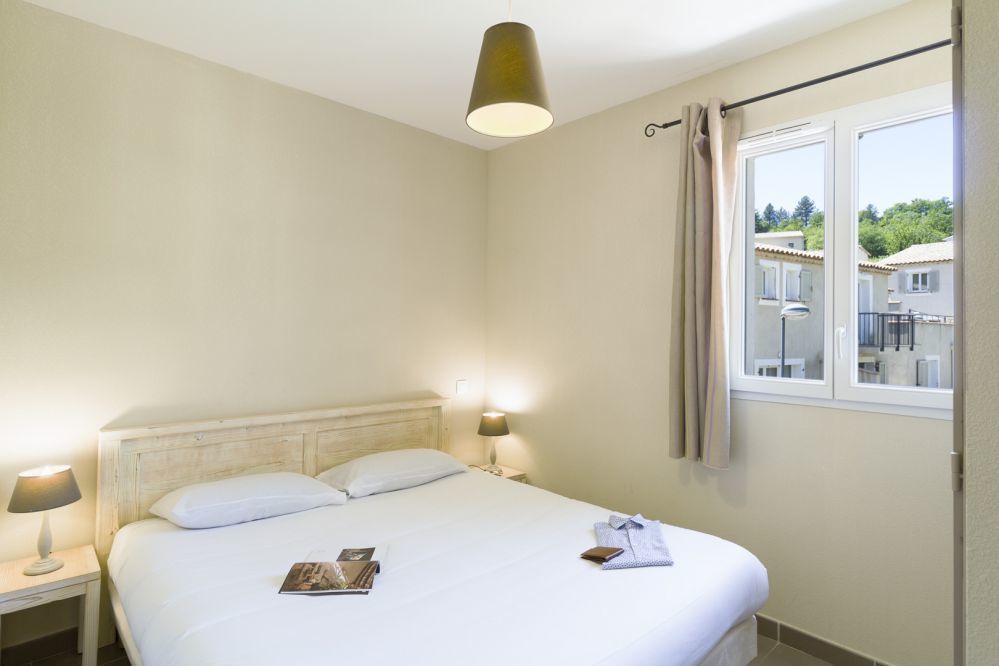 Garden & City - 2 bedroom cabin house
