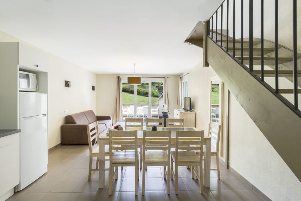 Garden & City - 3 bedroom cabin house