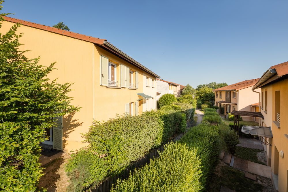 Garden & City - Exterior